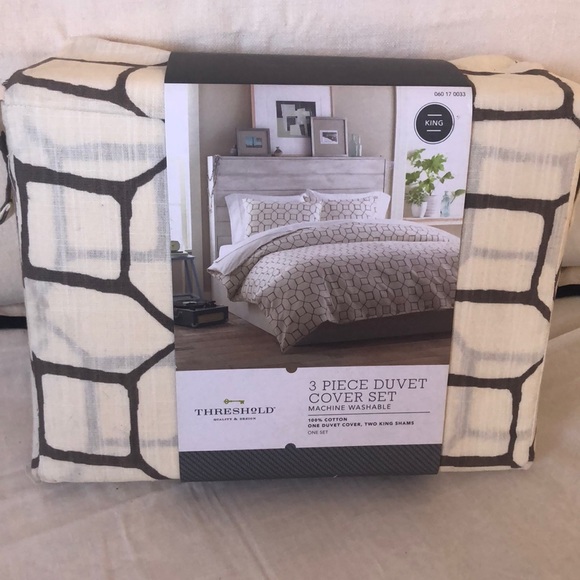 Threshold Other - Pottery Barn Style Show Take Two 1:00 pm Today